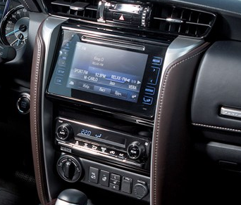 ������� ��������� INCAR TSA-2246 ��� Toyota Fortuner 17+ (Android 8.1) ���� � ��������-�������� INCAR